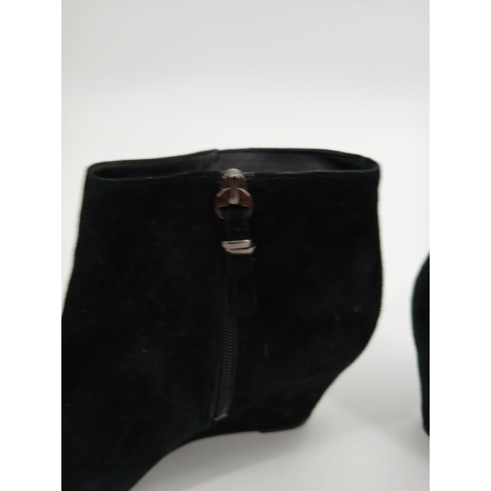Via Spiga Black Suede Ankle Wedge Boots Size 7 Booties - Picture 4 of 16
